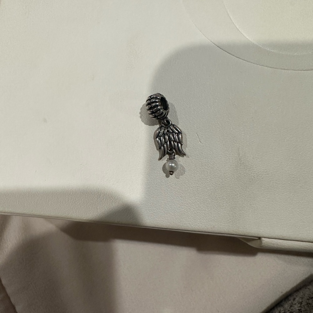 Pandora angel wings charm